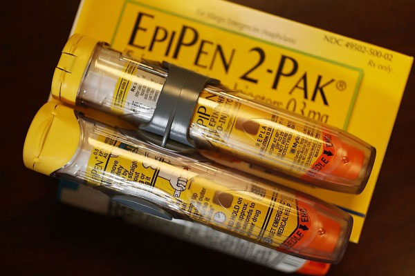 EpiPen và các loại ống tiêm tự động