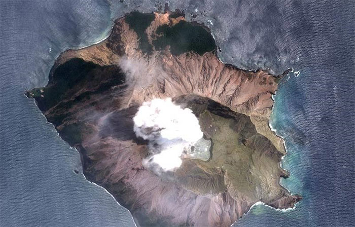 Hệ thống cảnh báo núi lửa của các nhà khoa học đã được thử nghiệm hoạt động trên đảo Trắng.