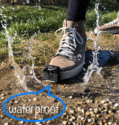 Giày có khả năng chống nước, chống bụi.