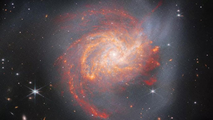 NGC 3256 có thể là tương lai của cặp đôi "quái vật" Ngân Hà - Tiên Nữ