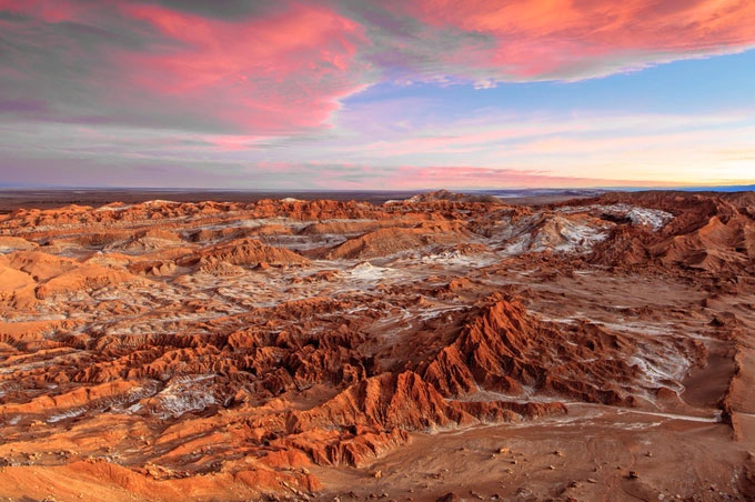 Vẻ đẹp hoang sơ của sa mạc Atacama. 