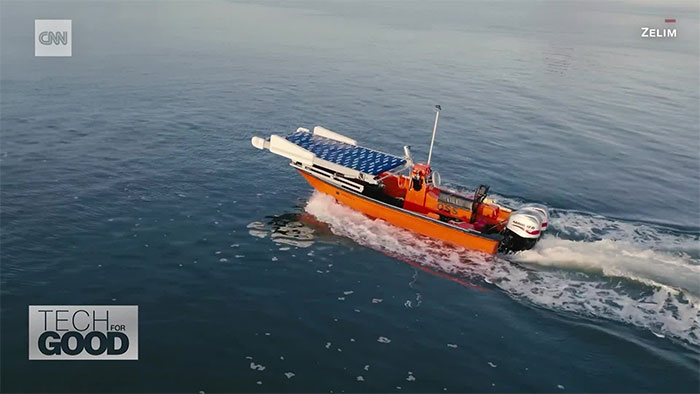 Mẫu thử nghiệm thuyền cứu hộ Guardian trang bị băng chuyền Swift.