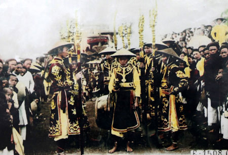 Hình ảnh Lễ dâng hương Đền Hùng vào năm 1904.