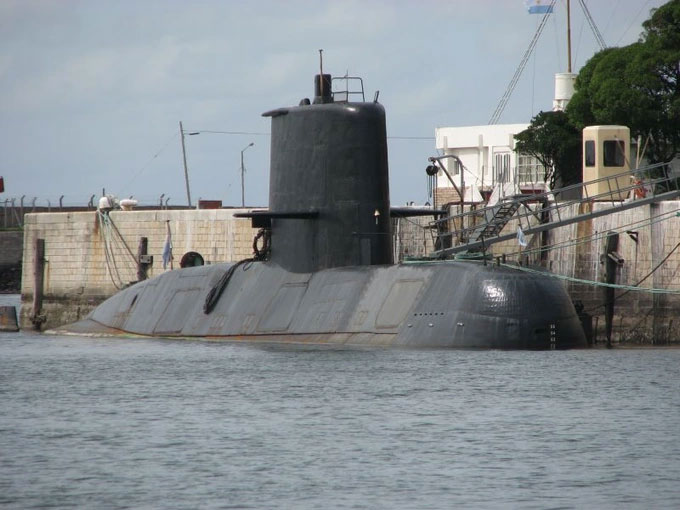 Tàu ngầm TR-1700 ARA San Juan (S-42).