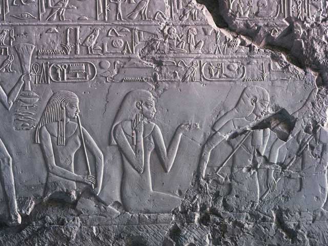 Ramesses III đã mạnh mẽ tham gia xây dựng rất nhiều ngôi đền nguy nga.