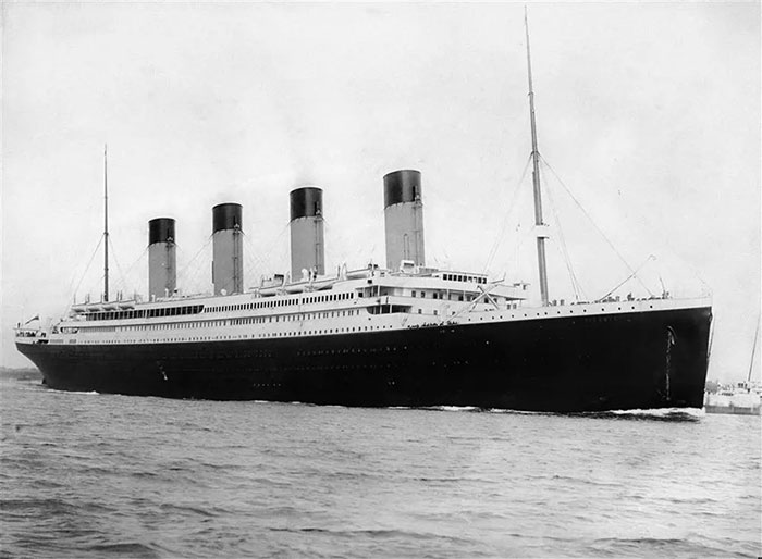 Titanic khởi hành từ cảng thành phố Southampton (Anh) ngày 10/4/1912.
